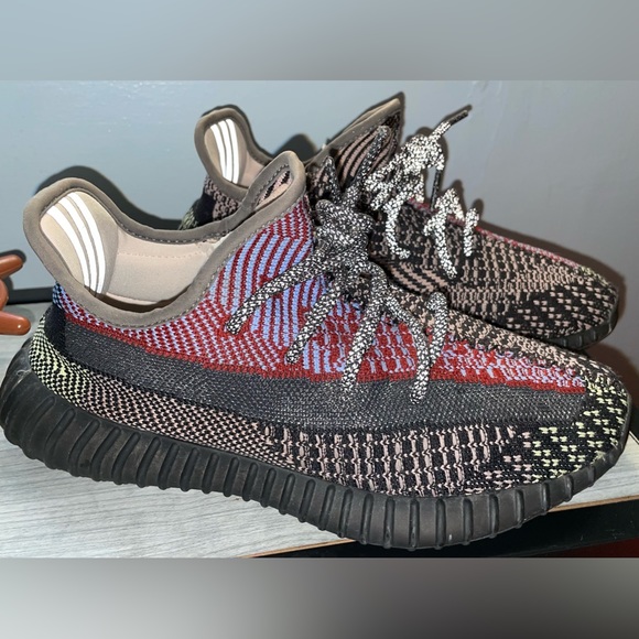Adidas Yeezy Boost V2 Yecheil (reflective) - Picture 2 of 8